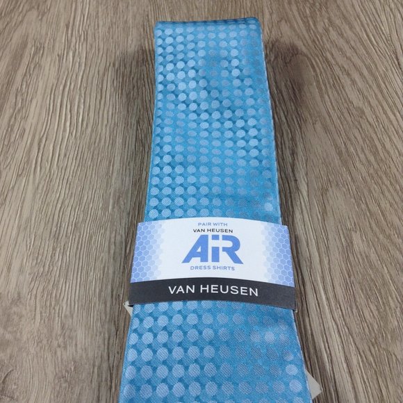 Van Heusen Aqua Circle Pattern Air Tie - Picture 2 of 3